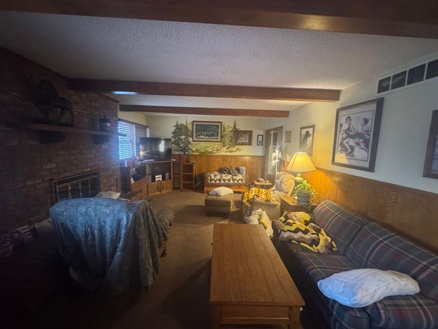 9810 S Ridge Rd, Sedgwick, KS 67135