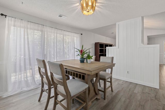 7920 Riverbirch Lane, North Charleston, SC 29418