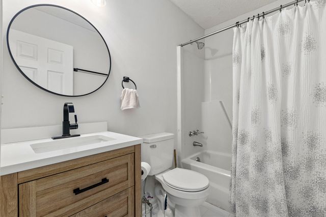 7920 Riverbirch Lane, North Charleston, SC 29418