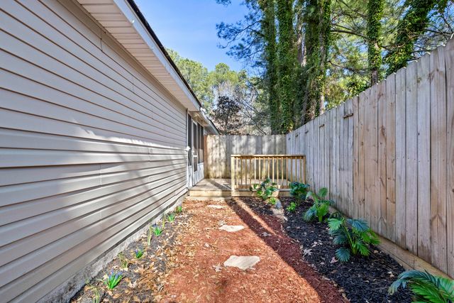 7920 Riverbirch Lane, North Charleston, SC 29418