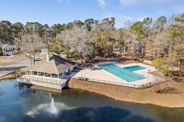 7920 Riverbirch Lane, North Charleston, SC 29418