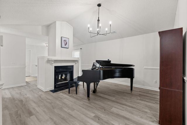 7920 Riverbirch Lane, North Charleston, SC 29418