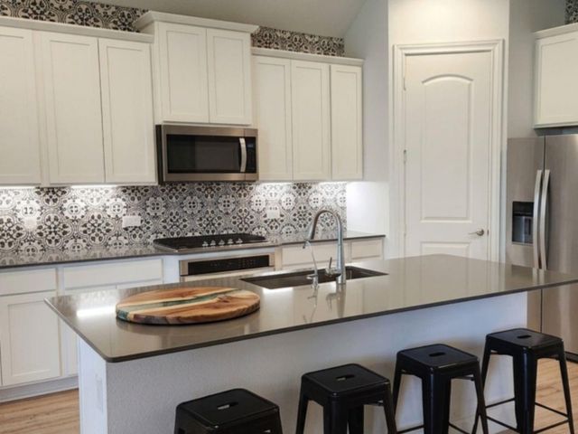 8507 Alvararo Bay Drive, Cypress, TX 77433