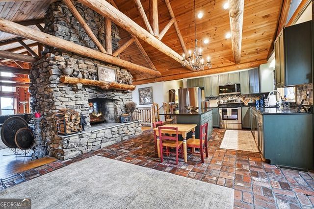 260 Observation Lane, Blue Ridge, GA 30513