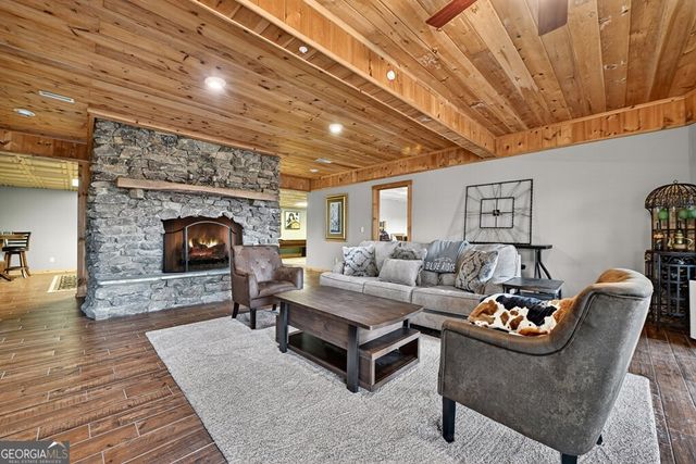 260 Observation Lane, Blue Ridge, GA 30513