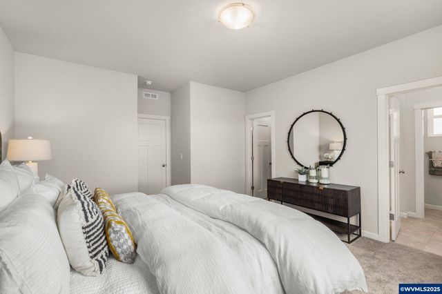 1552 Logan Pkw SE, Albany, OR 97322