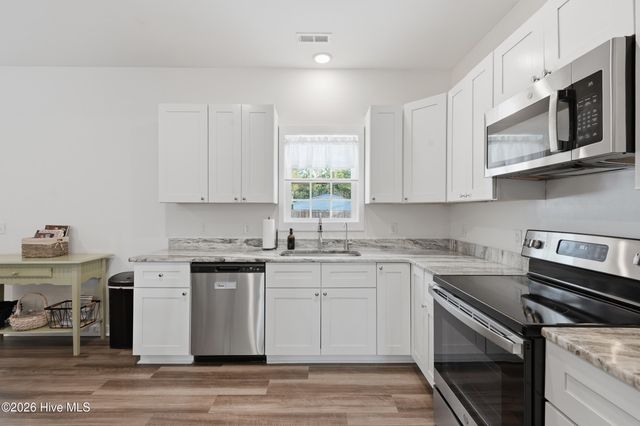 570 Mission Road, Southport, NC 28461