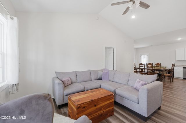 570 Mission Road, Southport, NC 28461