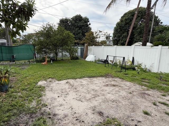 832 E 20th Street, Hialeah, FL 33013