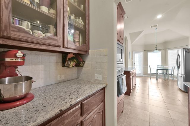 20840 Hixon Creek Drive, Porter, TX 77365