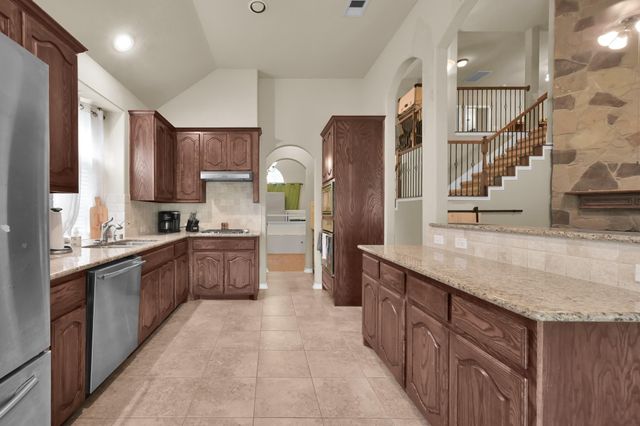 20840 Hixon Creek Drive, Porter, TX 77365