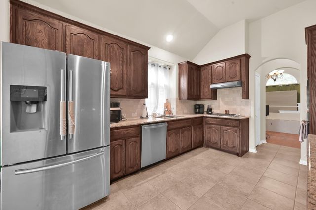 20840 Hixon Creek Drive, Porter, TX 77365