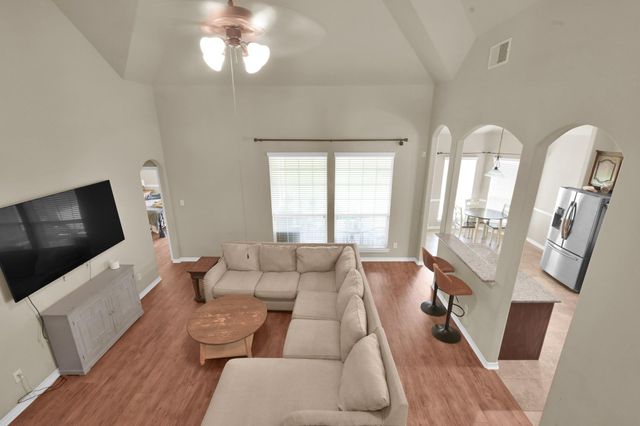 20840 Hixon Creek Drive, Porter, TX 77365