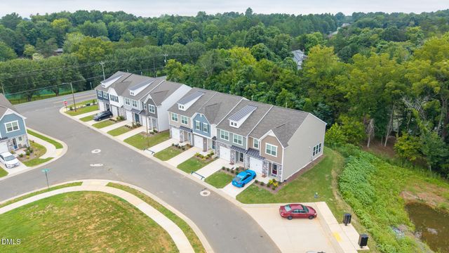 2122 Willow Glen Drive, Graham, NC 27253