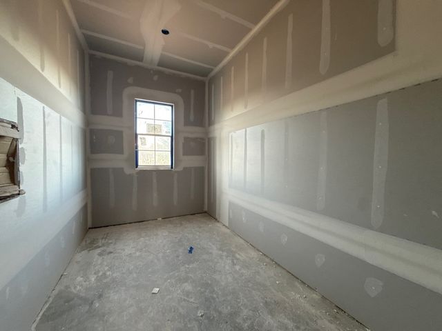 165 Oak Grove Way, Springtown, TX 76082