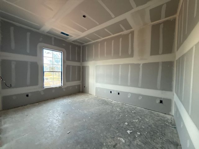 165 Oak Grove Way, Springtown, TX 76082