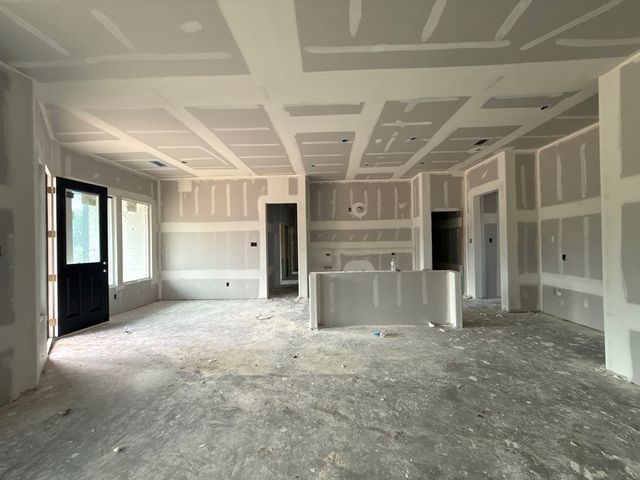 165 Oak Grove Way, Springtown, TX 76082
