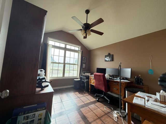 3209 N Laurel Avenue, Springfield, MO 65803