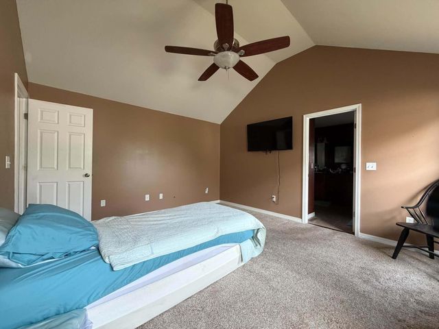 3209 N Laurel Avenue, Springfield, MO 65803