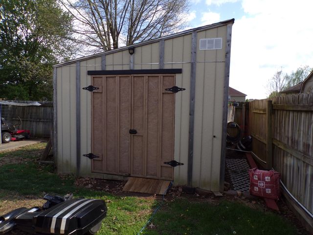 3209 N Laurel Avenue, Springfield, MO 65803