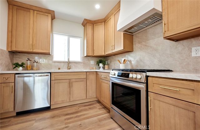 1822 Greenwood, Santa Ana, CA 92705