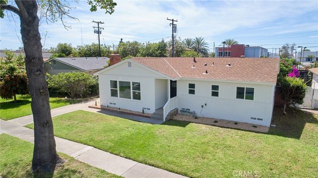 1822 Greenwood, Santa Ana, CA 92705