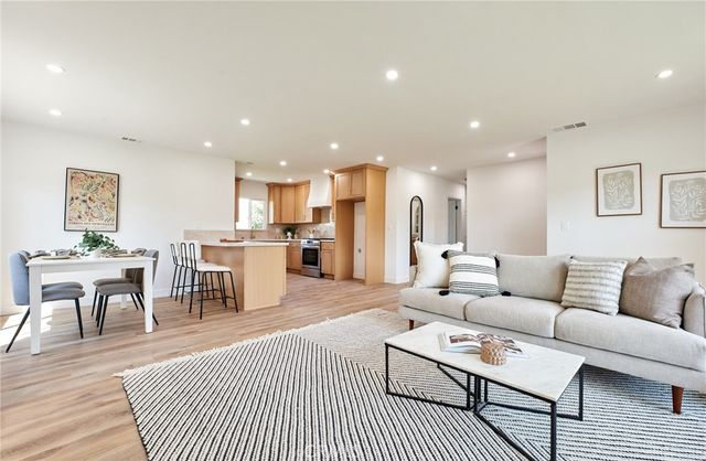 1822 Greenwood, Santa Ana, CA 92705