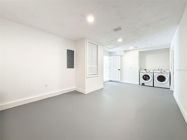 2074 BAYOU GRANDE BOULEVARD NE, St Petersburg, FL 33703