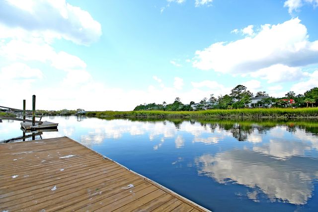 2855 Tradewind Drive, Mount Pleasant, SC 29466