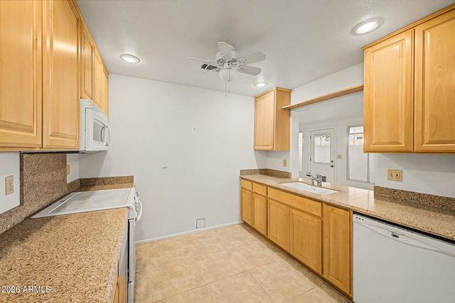 11005 W THUNDERBIRD Boulevard, Sun City, AZ 85351