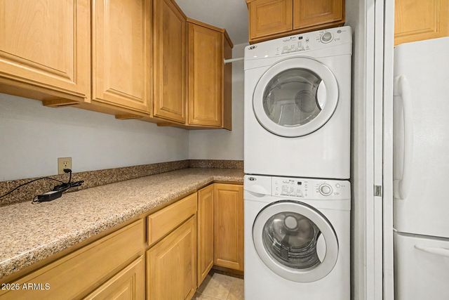 11005 W THUNDERBIRD Boulevard, Sun City, AZ 85351