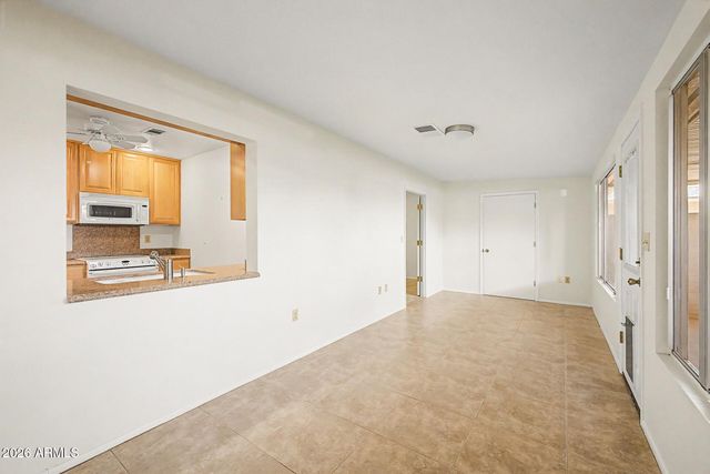 11005 W THUNDERBIRD Boulevard, Sun City, AZ 85351