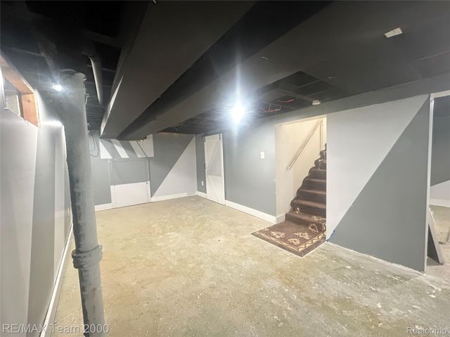 6352 Evergreen Avenue, Detroit, MI 48228