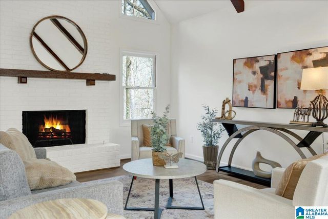 2108 ARROWLEAF DRIVE, Hoover, AL 35244