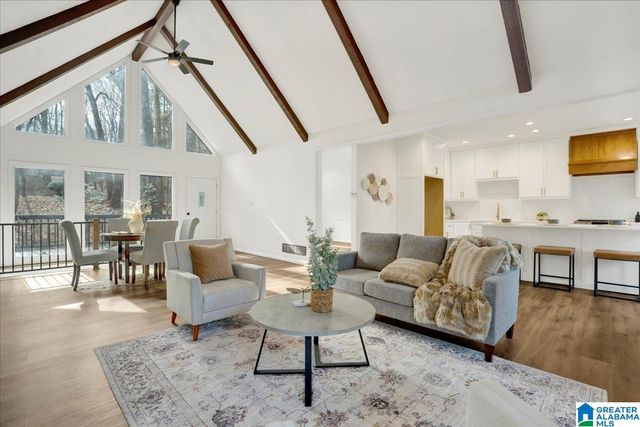 2108 ARROWLEAF DRIVE, Hoover, AL 35244