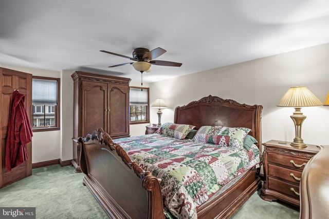 124 COOPERS KILL RD, Delran, NJ 08075