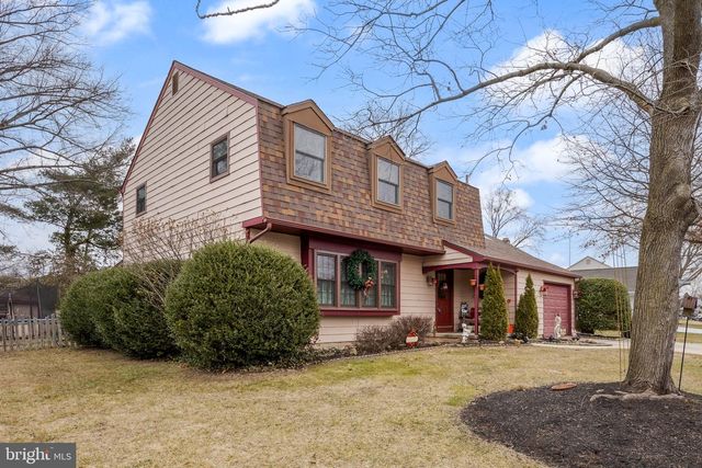 124 COOPERS KILL RD, Delran, NJ 08075