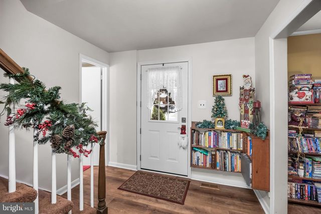 124 COOPERS KILL RD, Delran, NJ 08075