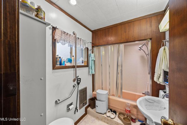1132 Lake Mimosa Drive, Raymond, MS 39154