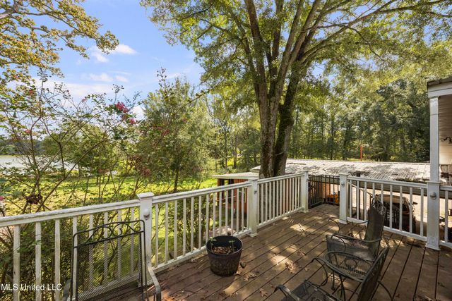 1132 Lake Mimosa Drive, Raymond, MS 39154