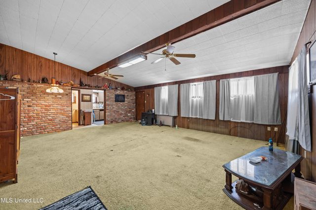 1132 Lake Mimosa Drive, Raymond, MS 39154