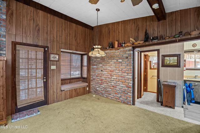 1132 Lake Mimosa Drive, Raymond, MS 39154