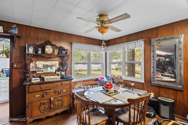 1132 Lake Mimosa Drive, Raymond, MS 39154
