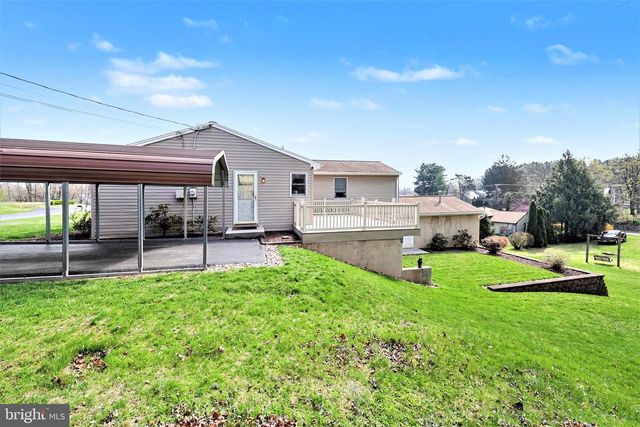 7833 DEWEY DR, Harrisburg, PA 17112