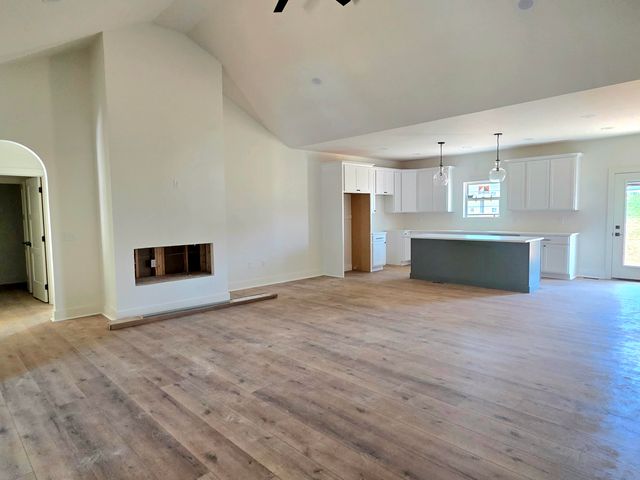 413 Krauss Drive, Nicholasville, KY 40356