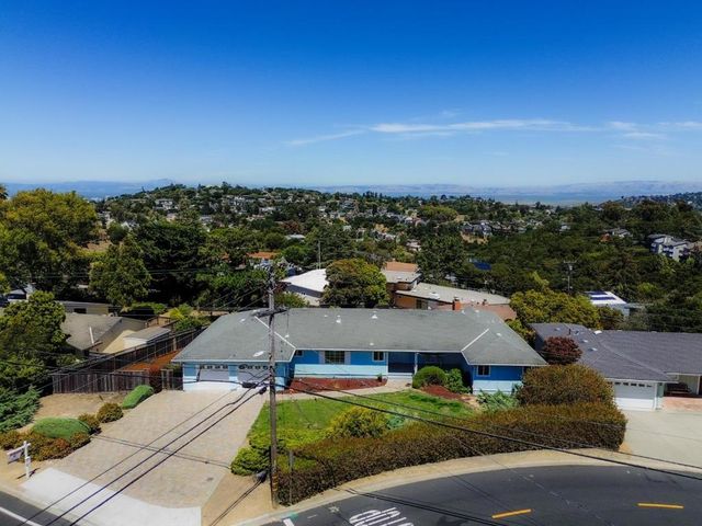 2706 Belmont Canyon Road, Belmont, CA 94002