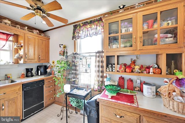 745 E MARION ST, Lancaster, PA 17602