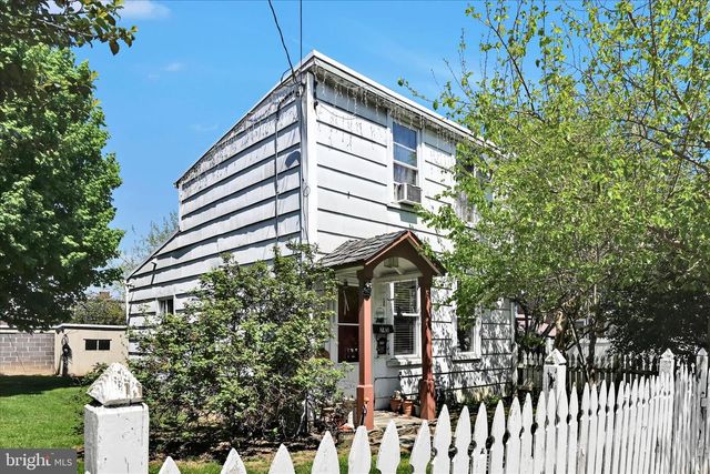 745 E MARION ST, Lancaster, PA 17602
