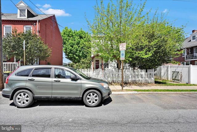 745 E MARION ST, Lancaster, PA 17602