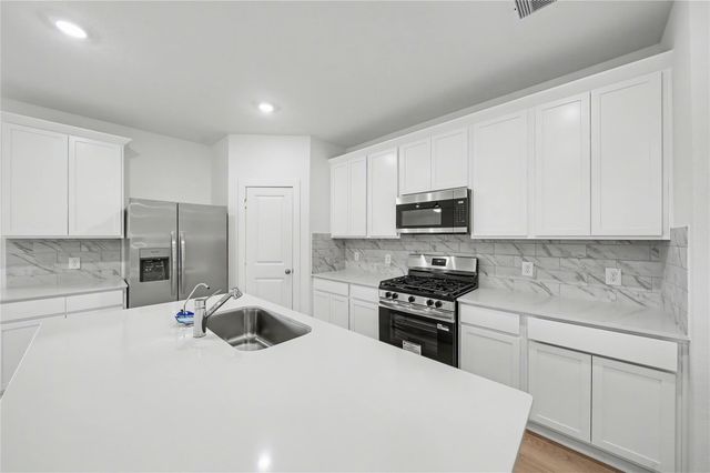 3930 Langridge Drive, Fulshear, TX 77441